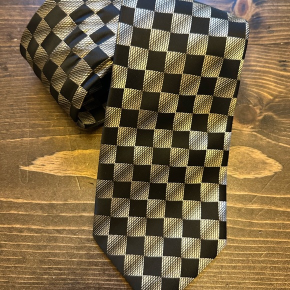 Alexander Julian Other - Vintage Alexander Julian colours Checkered Black and Gold tie